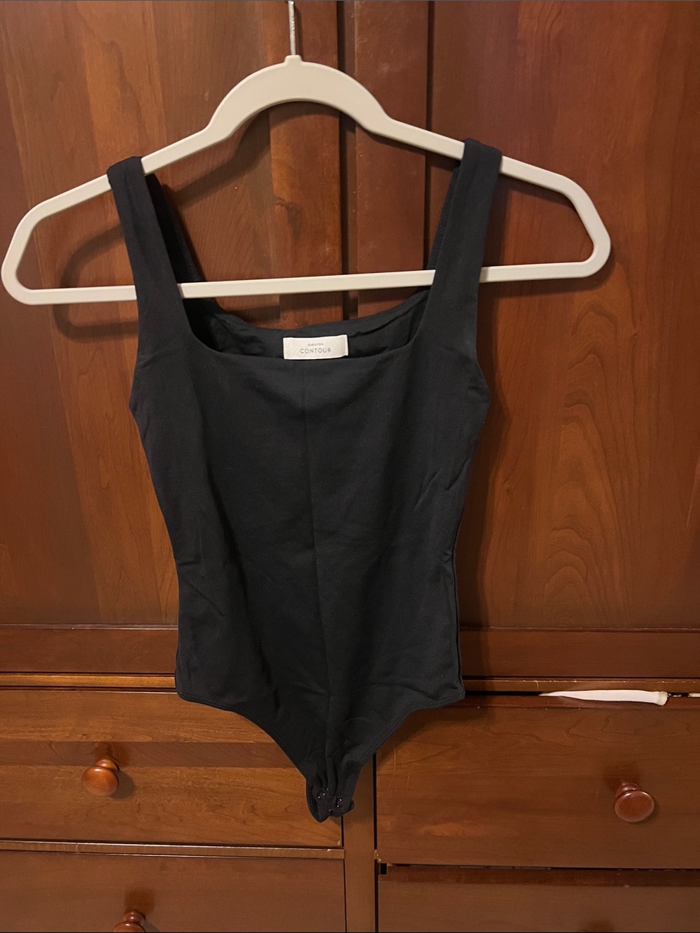 Artizia- Babaton Black Contour Square Neck Bodysuit